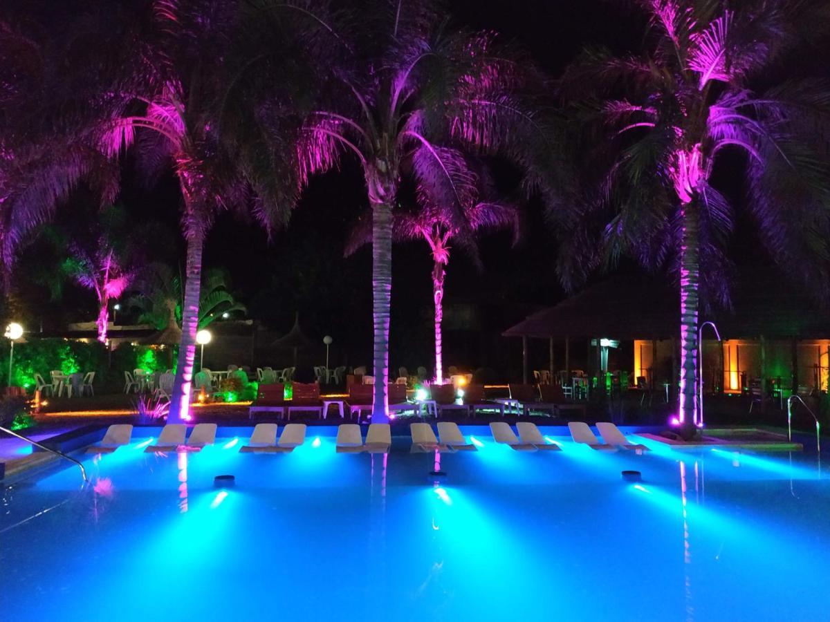 Hotel Termal Emperatriz Termas De Rio Hondo Ngoại thất bức ảnh
